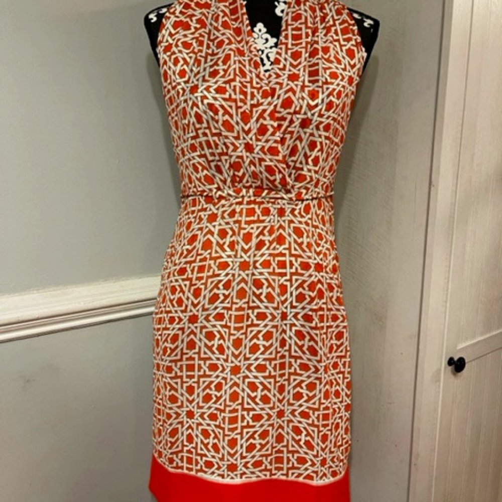 Jade, Dress